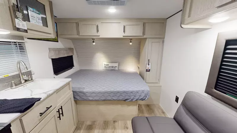 16RE Floorplan Main Room